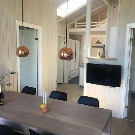 Vakantiehuis In Gronninghoved With View